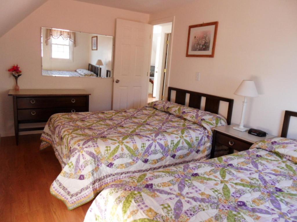 Seven Dwarfs Motel & Cabins Lake George Bilik gambar